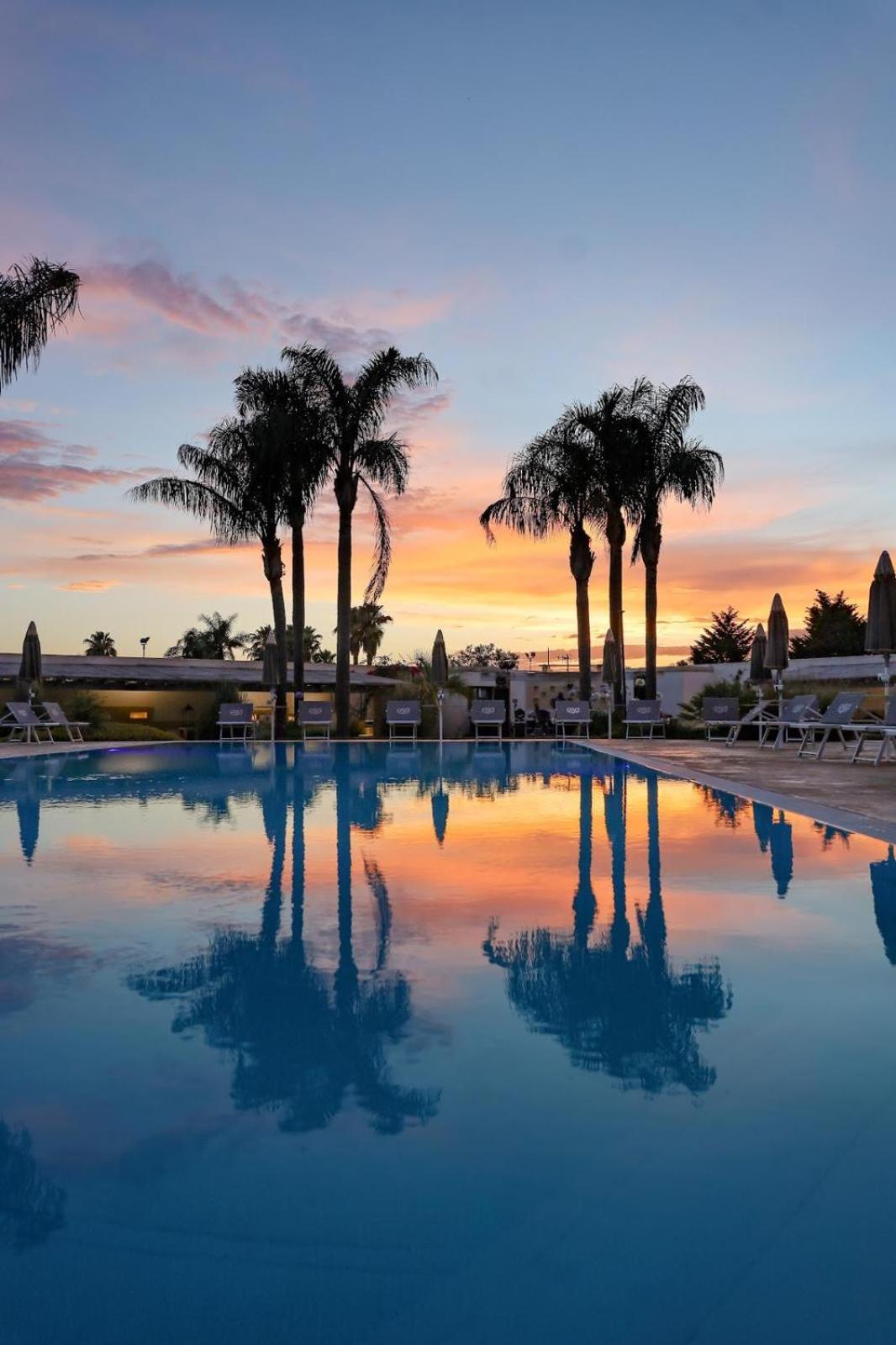 Ego Salento Hotel Galatina Bagian luar foto